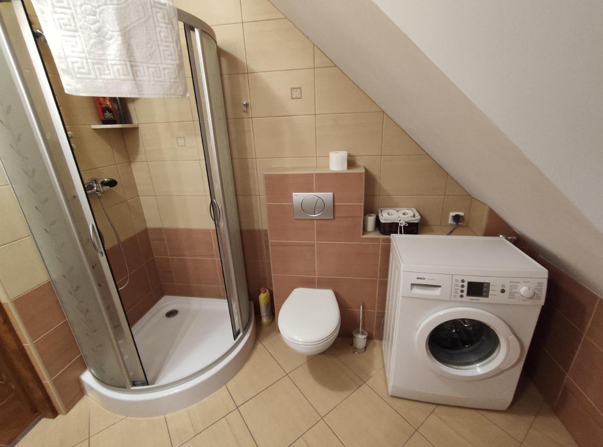 Apartament Pod Lasem Police Exterior photo